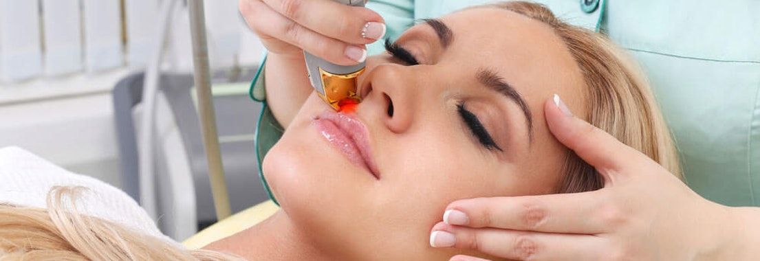 ۱۲ چیزی که قبل از لیزر موهای زائد باید بدانیم.